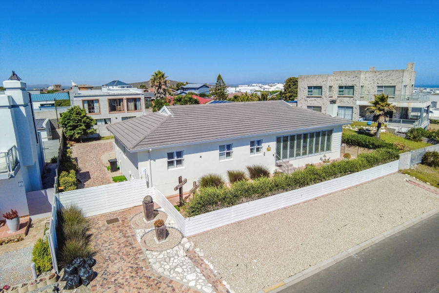 3 Bedroom Property for Sale in Yzerfontein Western Cape